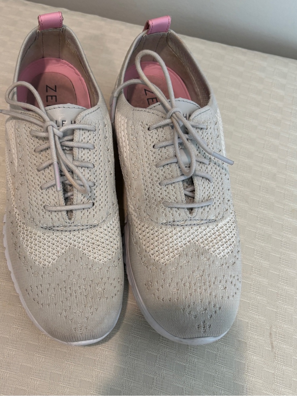 Cole Haan Women's ZERØGRAND  Wingtip Oxford sneakers in a light gray 8.5
